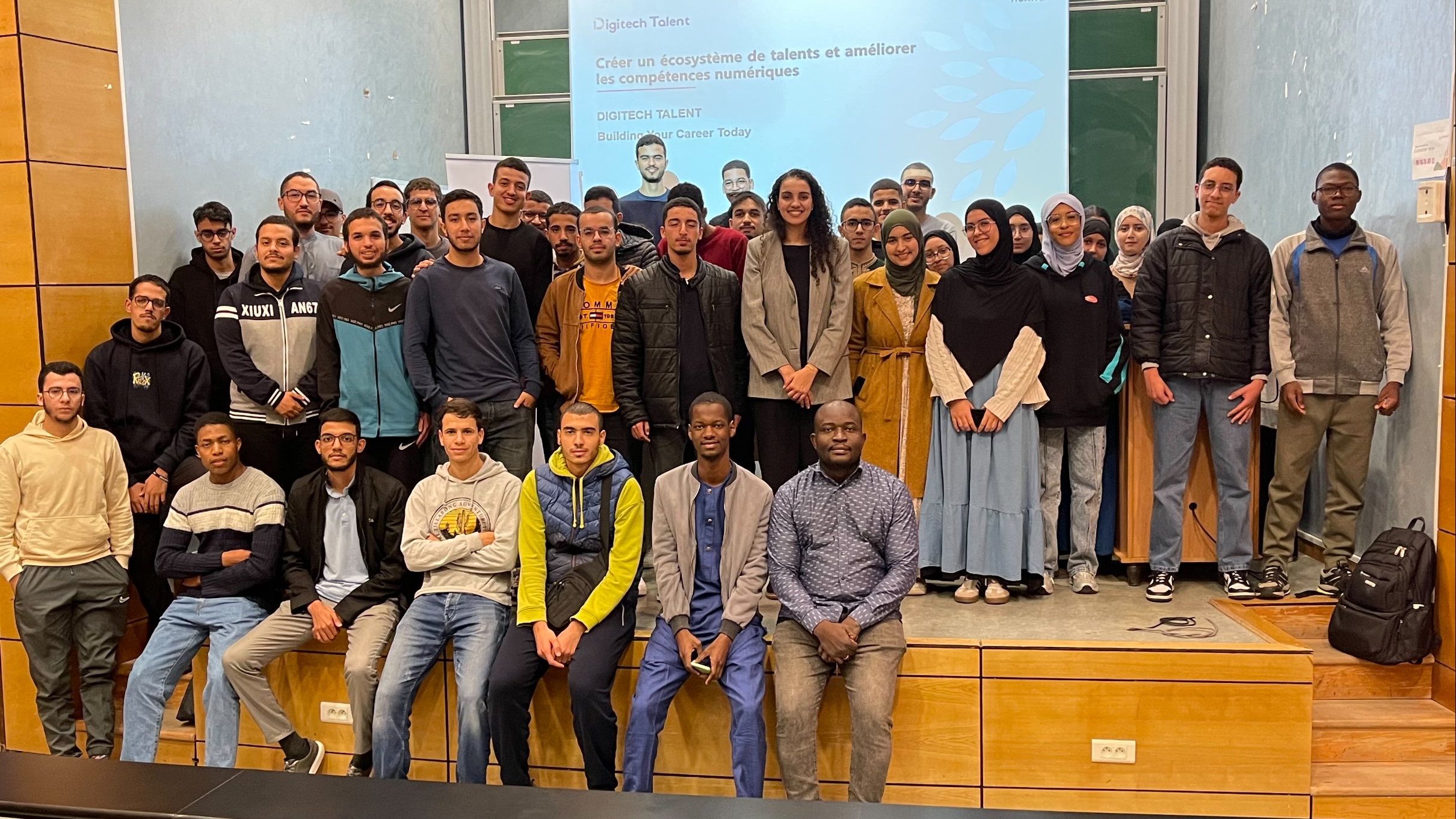 تألق الكفاءات المغربية: فريق ESPOIR يبلغ النهائي العالمي لمسابقة Huawei ICT Innovation Competition 2025-2026