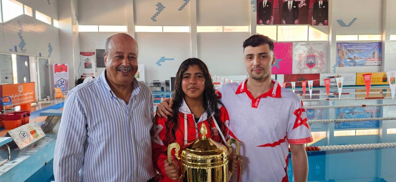 من عاصمة النخيل مراكش جمعية  النادي الرياضي المكناسي للسباحة تتوج بالكاس الغالية وتعانق المجد