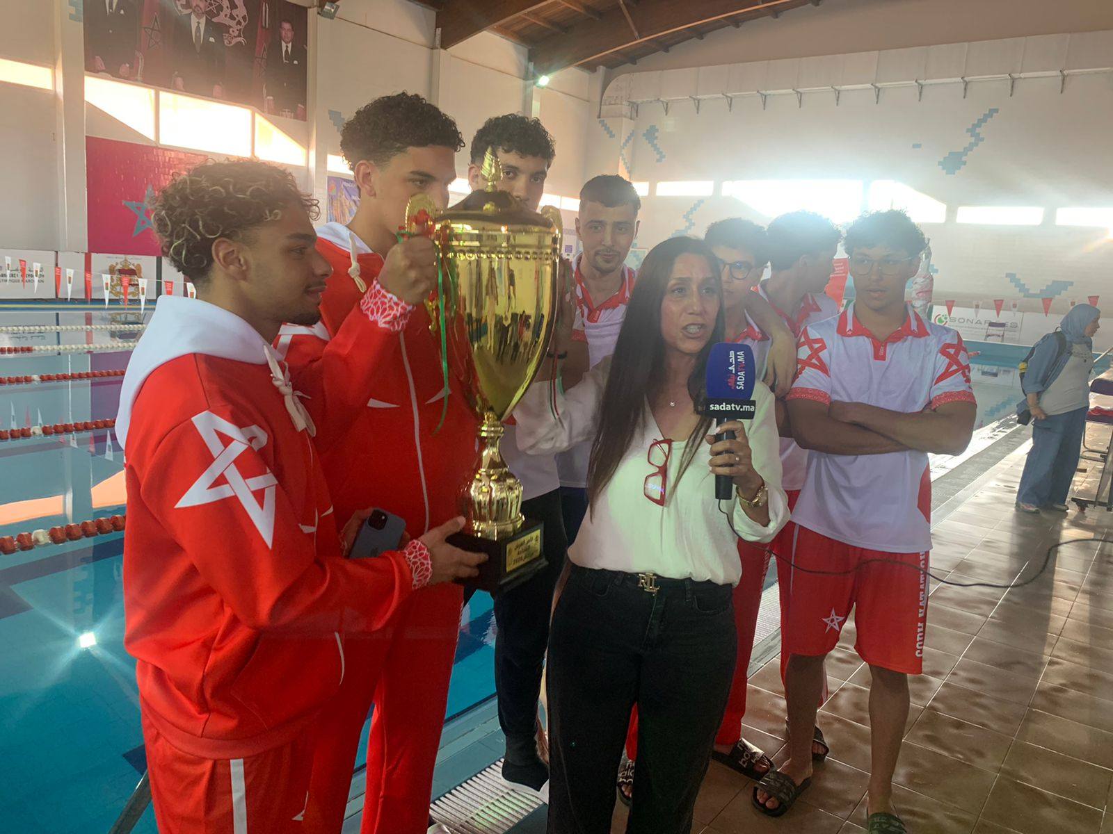 من عاصمة النخيل مراكش جمعية  النادي الرياضي المكناسي للسباحة تتوج بالكاس الغالية وتعانق المجد