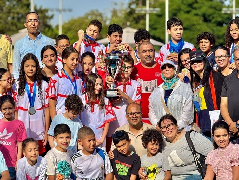 بعد التتويج بكأس العرش.. النادي المكناسي للسباحة يفوز بكأس ولي العهد الأمير مولاي الحسن بالرباط