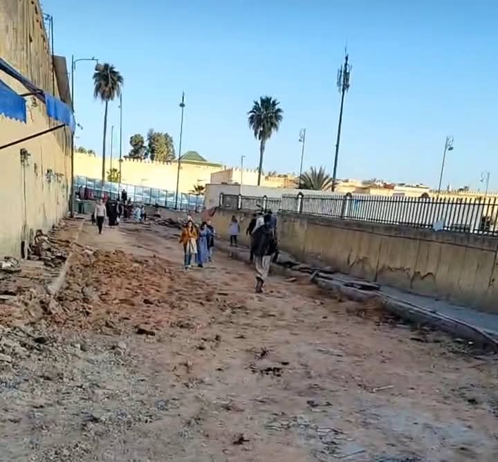 عامل إقليم الحسيمة يتفقد مشاريع تهيئة حضرية استراتيجية بالمدينة