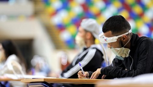 عاجل...إصابة تلميذ مرشح للباكالوريا بفيروس كورونا والمديرية الإقليمية تدخل على الخط