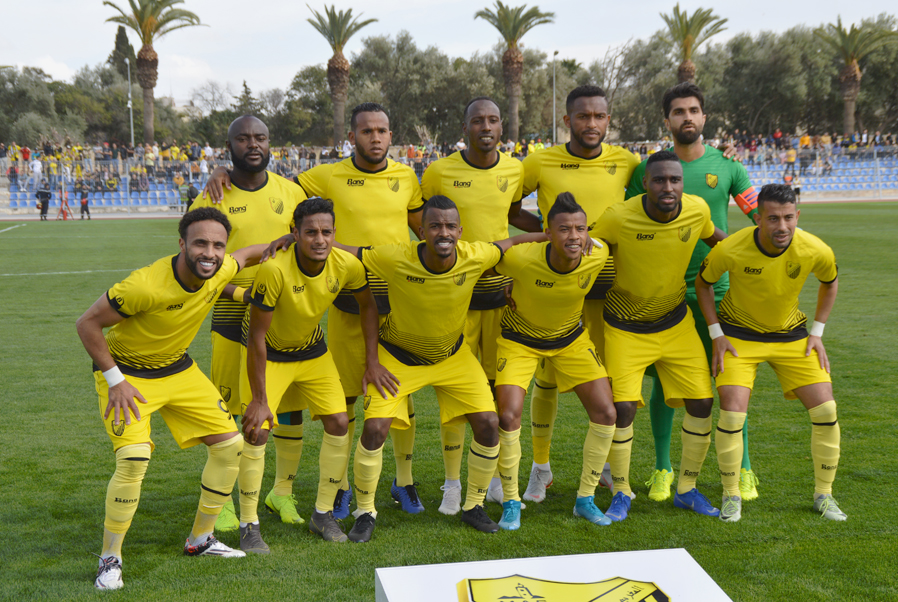 فريق المغرب الرياضي الفاسي لكرة القدم الفريق المغربي المعول عليه   =يحقق نتيجة التعادل  لجمهوره الذي يراهن عليه ليكون من الفرق الفائزة بجواز المرور الى البطولة الاحترافية للقسم الوطني الاول  في نهاية مشاركته في بطولة القسم الثاني للموسم الرياضي الحالي