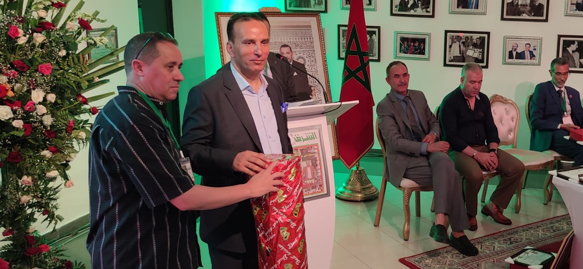 تعاونية التواصل كوم واكاديمية المستقبل للتواصل يحتفيان بالإعلامي محمد الهرد رائد الصحافة العربية تعاونية التواصل كوم واكاديمية المستقبل للتواصل يحتفيان بالإعلامي محمد الهرد رائد الصحافة العربية