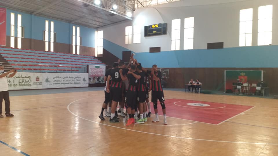 النادي المكناسي يتوج بطلا للكرة الطائرة برسم موسم 2020-2021 النادي المكناسي يتوج بطلا للكرة الطائرة برسم موسم 2020-2021