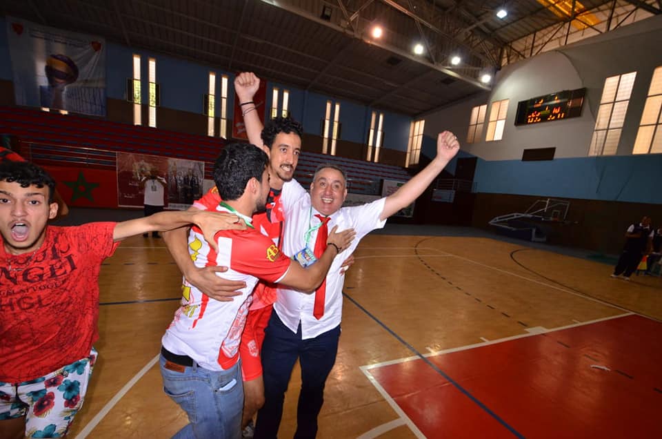 النادي المكناسي يتوج بطلا للكرة الطائرة برسم موسم 2020-2021 النادي المكناسي يتوج بطلا للكرة الطائرة برسم موسم 2020-2021