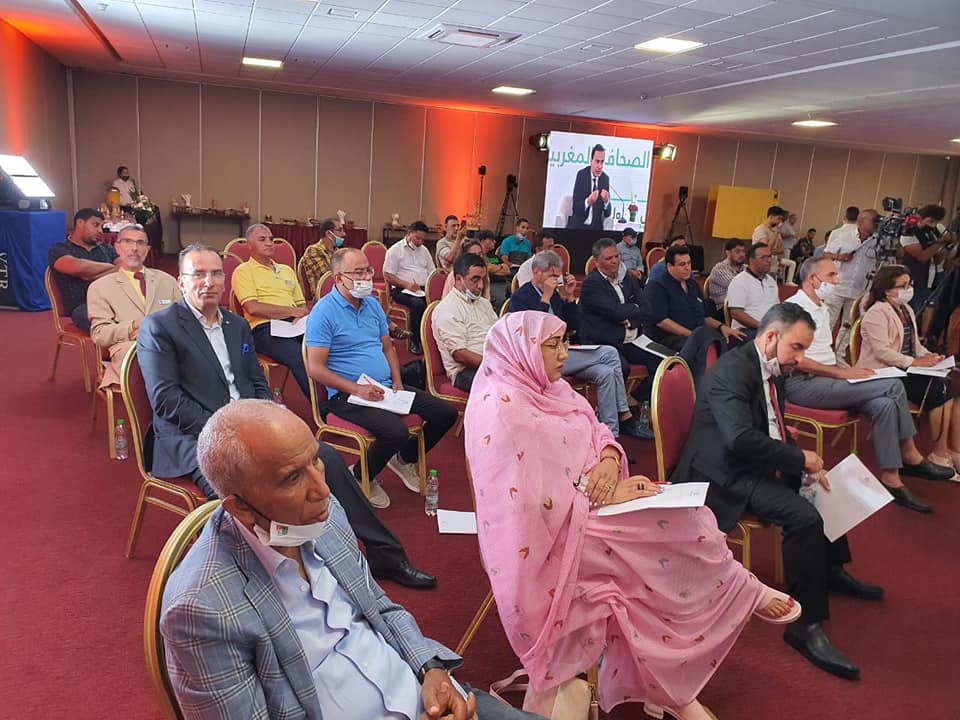 وزير الاتصال الأسبق مصطفى الخلفي، يدعو إلى تأسيس صندوق خاص بدعم الصحافة المغربية