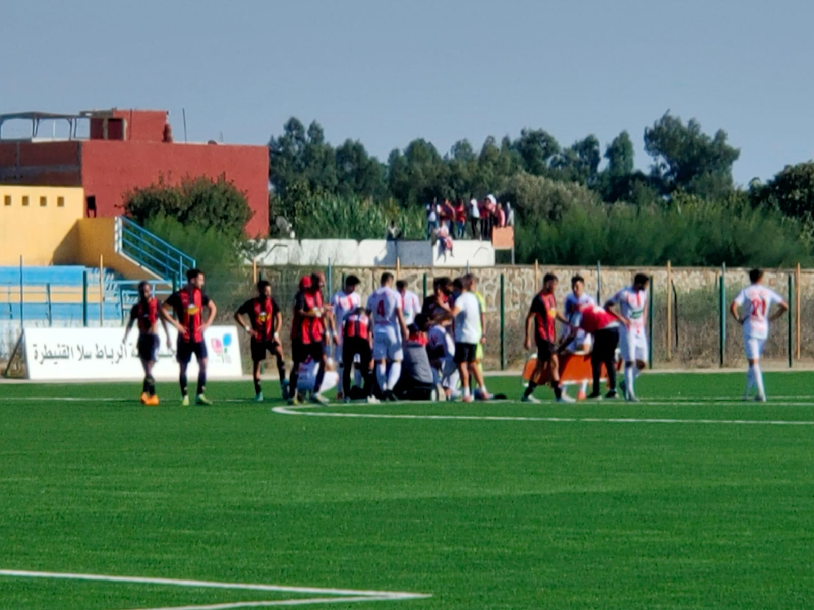 النادي المكناسي يحقق ثالث فوز له على التوالي ضد نادي الاتحاد القاسمي. النادي المكناسي يحقق ثالث فوز له على التوالي ضد نادي الاتحاد القاسمي.