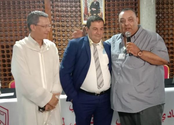 جريدة مغرب المواطنة تهنئ المكتب المنتخب للنادي المكناسي فرع كرة القدم. جريدة مغرب المواطنة تهنئ المكتب المنتخب للنادي المكناسي فرع كرة القدم.