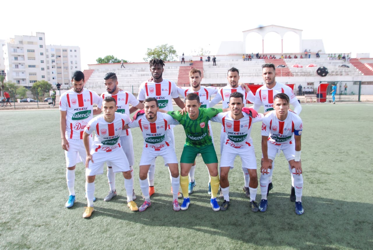 النادي المكناسي يواصل الريادة ويحقق الفوز على وداد تمارة النادي المكناسي يواصل الريادة ويحقق الفوز على وداد تمارة