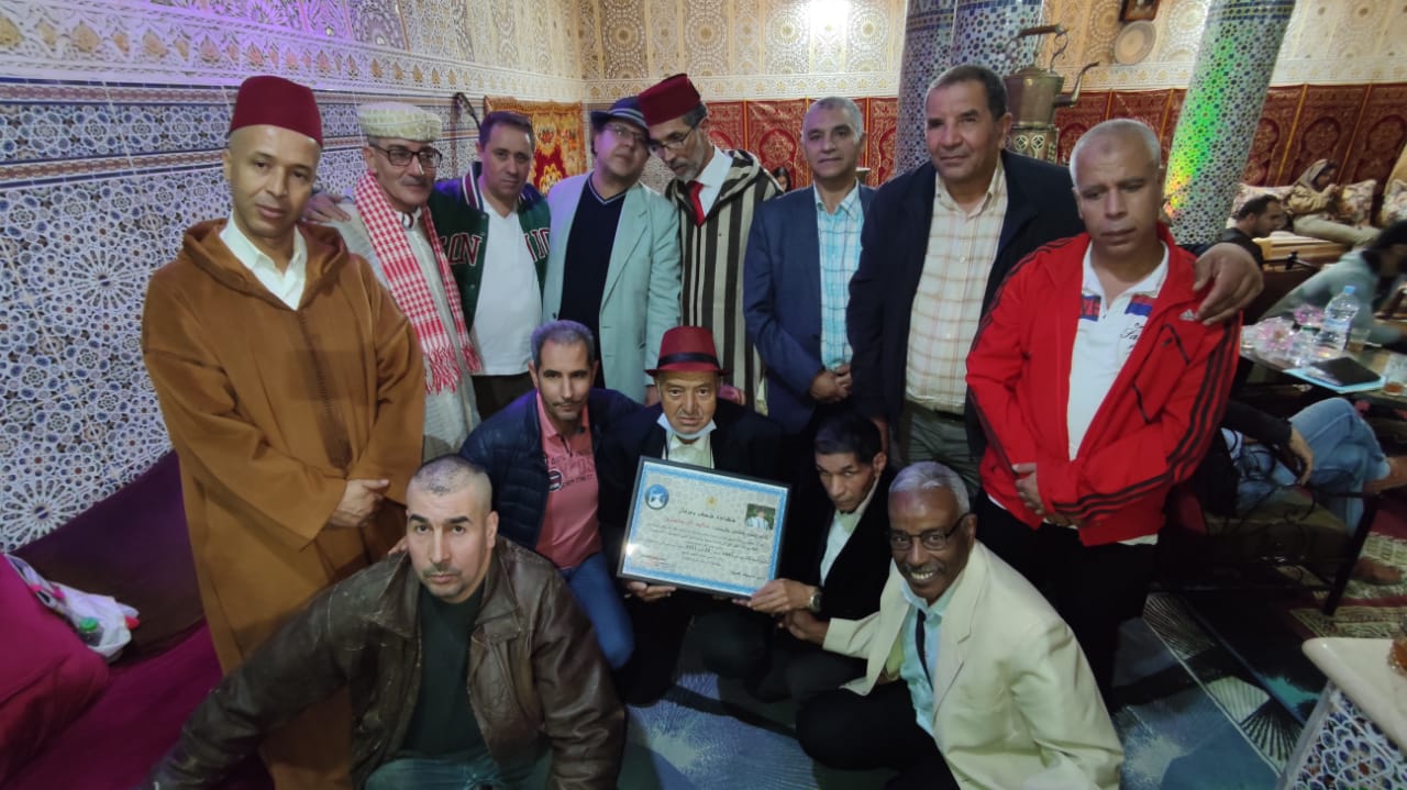 مكناس..جمعية روح التراث الصوفي للمديح والسماع برئاسة رئيسها الحاج معاد شبيهي تحتفي بالدورة الرابعة للمولوديات فيسبوك تويتر لينكدإن سكايب مشاركة عبر البريد طباعة مكناس..جمعية روح التراث الصوفي للمديح والسماع برئاسة رئيسها الحاج معاد شبيهي تحتفي بالدورة الرابعة للمولوديات فيسبوك تويتر لينكدإن سكايب مشاركة عبر البريد طباعة