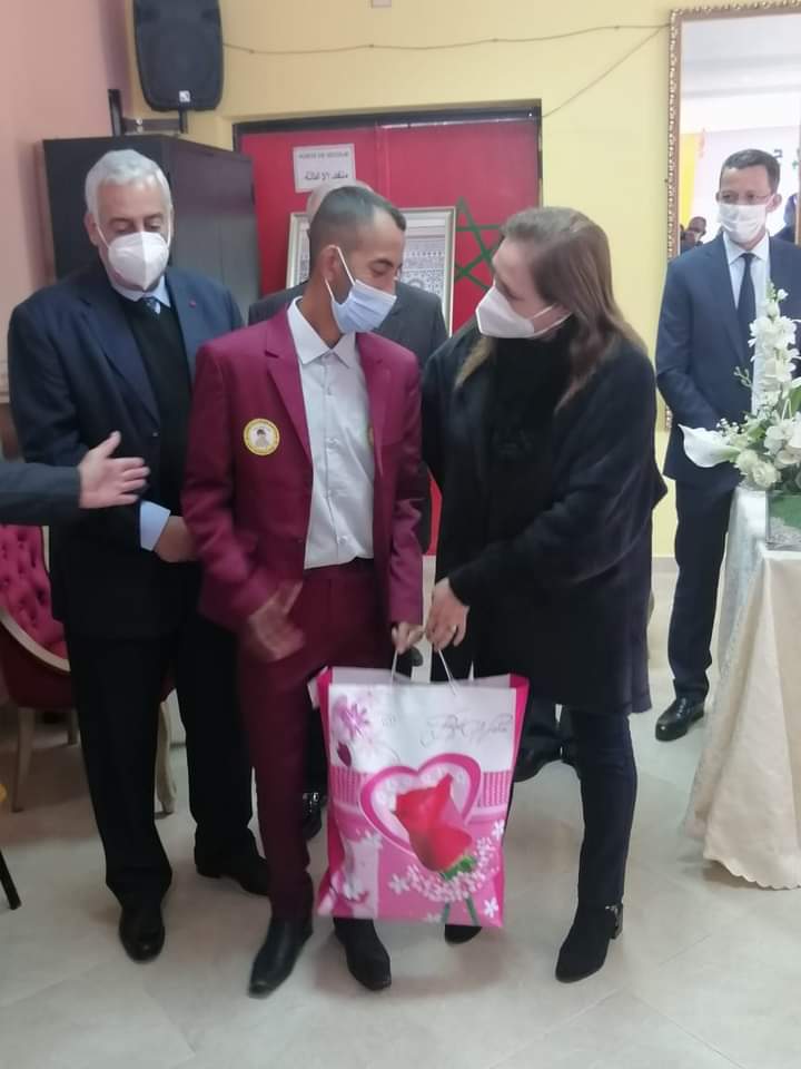 مكناس.. عامل مكناس يشرف على تدشين مركز الأطفال في وضعية إعاقة بالمهاية مكناس.. عامل مكناس يشرف على تدشين مركز الأطفال في وضعية إعاقة بالمهاية