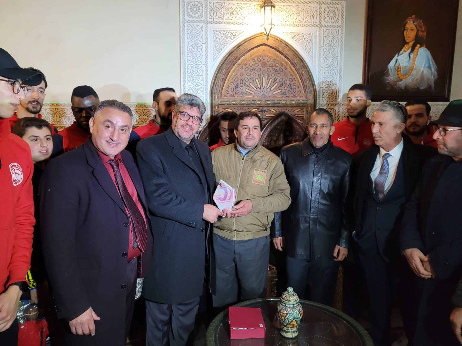 مائة يوم من عمر مجلس جماعة مكناس في انتظار إقلاع قطار التنمية. مائة يوم من عمر مجلس جماعة مكناس في انتظار إقلاع قطار التنمية.