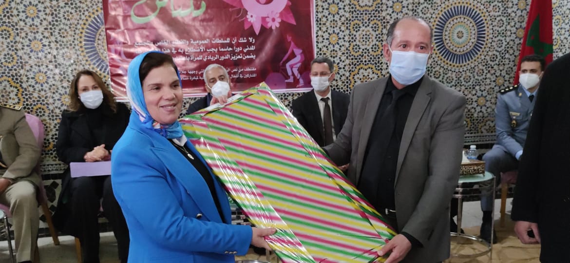 ثقافة الاعتراف والتميز هو عنوان حفل المكتب المديري للنادي المكناسي حفل تكريم بمناسبة اليوم العالمي للمرأة. ثقافة الاعتراف والتميز هو عنوان حفل المكتب المديري للنادي المكناسي حفل تكريم بمناسبة اليوم العالمي للمرأة.