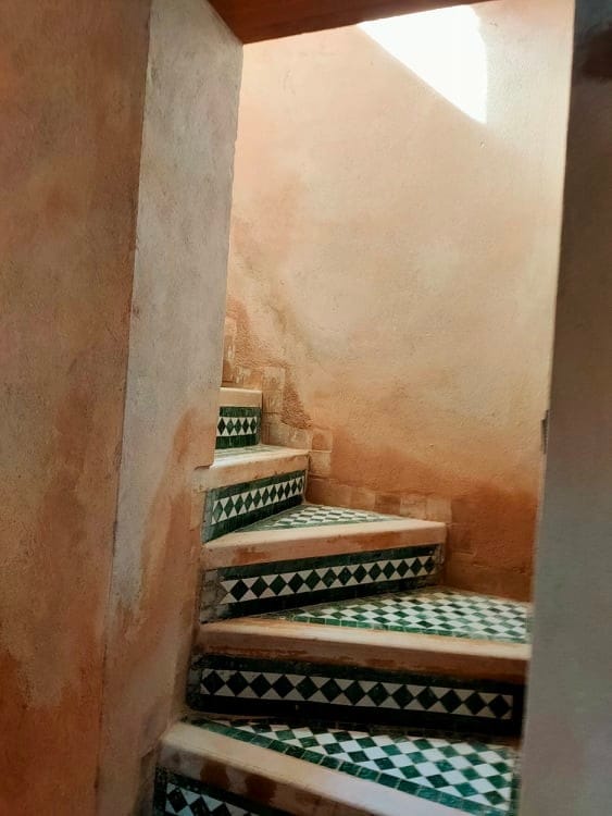 إحياء فندق النجارين بمكناس، ومؤشرات إعادة التوظيف. إحياء فندق النجارين بمكناس، ومؤشرات إعادة التوظيف.