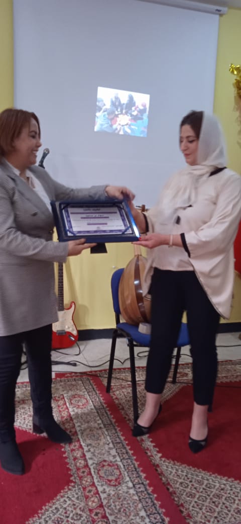 حفل بمناسبة اليوم العالمي للمرأة.من تنظيم منظمة المرأة المغربية للطفولة والشباب/مكناس وبتنسيق مع مجموعة الازدهار لفن التراث المغربي الموسيقي بمكناس . حفل بمناسبة اليوم العالمي للمرأة.من تنظيم منظمة المرأة المغربية للطفولة والشباب/مكناس وبتنسيق مع مجموعة الازدهار لفن التراث المغربي الموسيقي بمكناس .