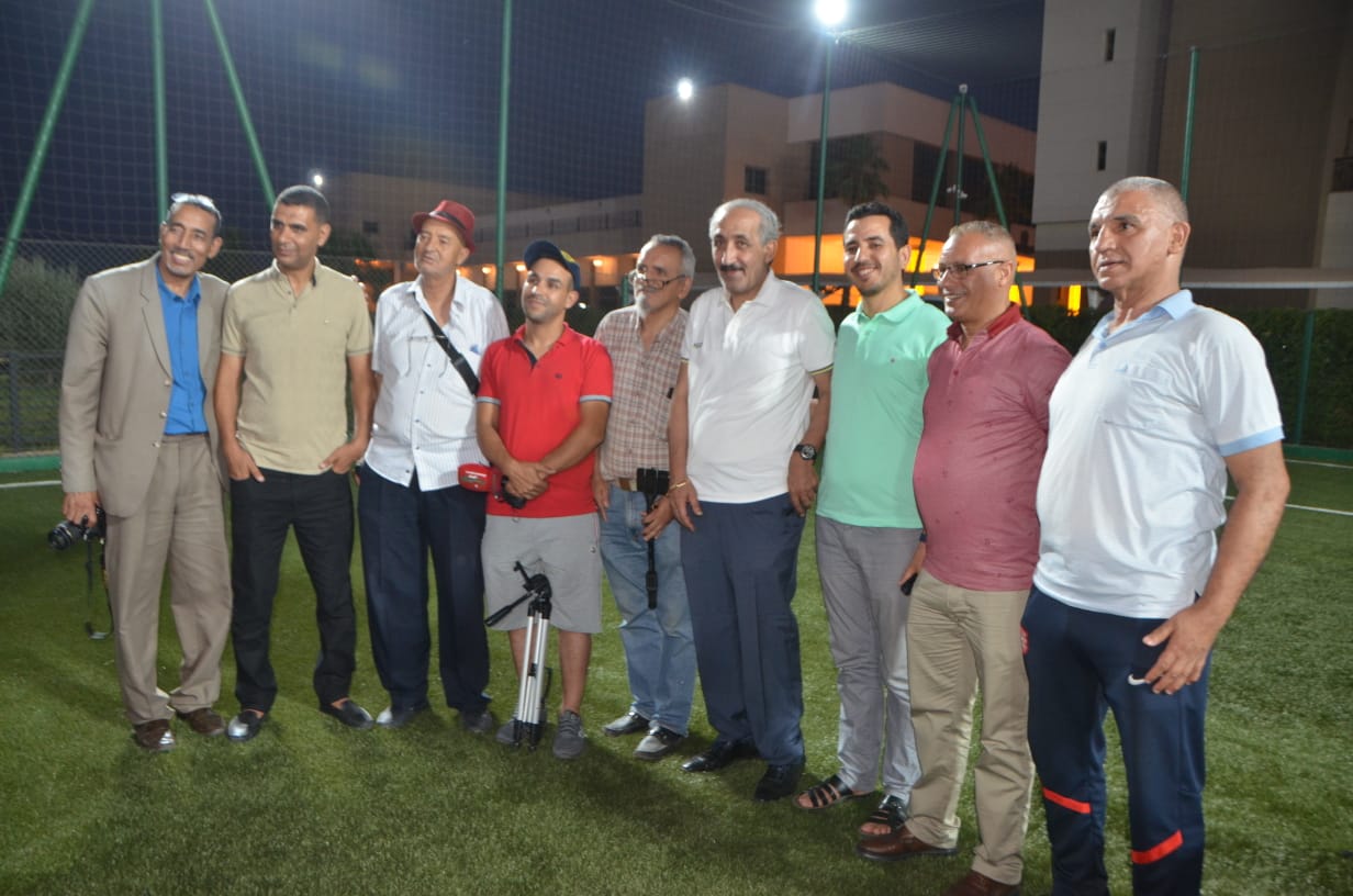 اختتام فعاليات النسخة الأولى للدوري الصيفي في كرة القدم المصغرة تأبينا للمرحوم زكرياء الأنصاري . اختتام فعاليات النسخة الأولى للدوري الصيفي في كرة القدم المصغرة تأبينا للمرحوم زكرياء الأنصاري .