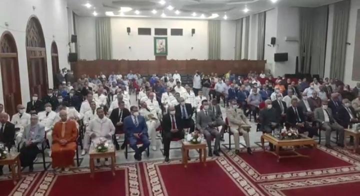 العاصمة الاسماعيلية تخلذ الذكرى 69 لثورة الملك والشعب  وعامل  صاحب الجلالة على عمالة مكناس  يترأس  مراسيم الإنصات  للخطاب الملكي السامي والوقوف ترحما على شهداء الوحدة