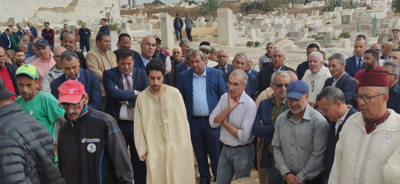 تعزية ومواساة في وفاة السيد 