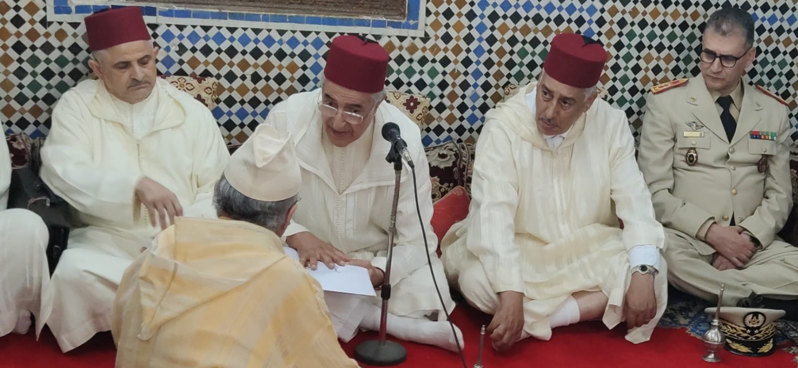 تسليم هبات ملكية لزوايا مكناس