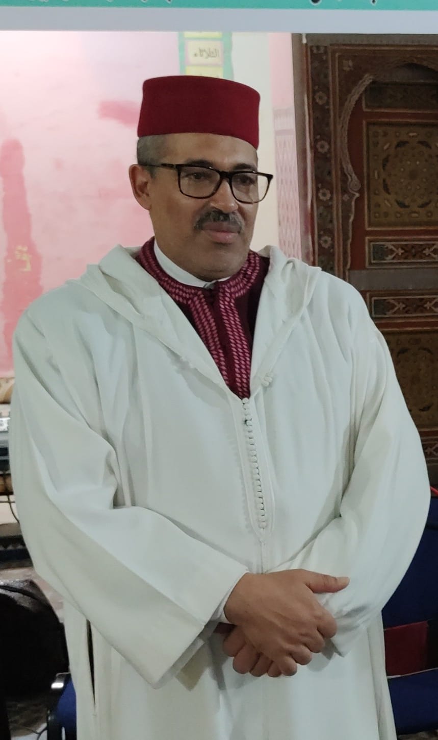 جمعية روح التراث للمديح والسماع بمكناس تنظم الدورة الخامسة **5**. دورة الأستاذ : مخلص عسلون . جمعية روح التراث للمديح والسماع بمكناس تنظم الدورة الخامسة **5**. دورة الأستاذ : مخلص عسلون .