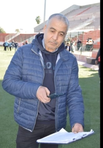 تعادل بصيغة الإخفاق غير المنتظر للنادي المكناسي أمام أولمبيك اليوسفية. تعادل بصيغة الإخفاق غير المنتظر للنادي المكناسي أمام أولمبيك اليوسفية.