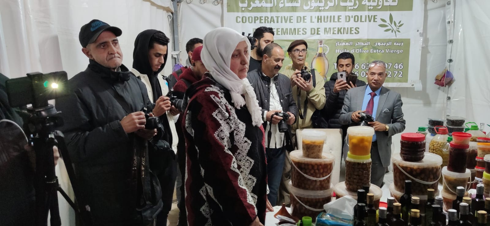 عامل مكناس ورئيس جماعة مكناس يفتتحان معرض للمنتجات المجالية عامل مكناس ورئيس جماعة مكناس يفتتحان معرض للمنتجات المجالية