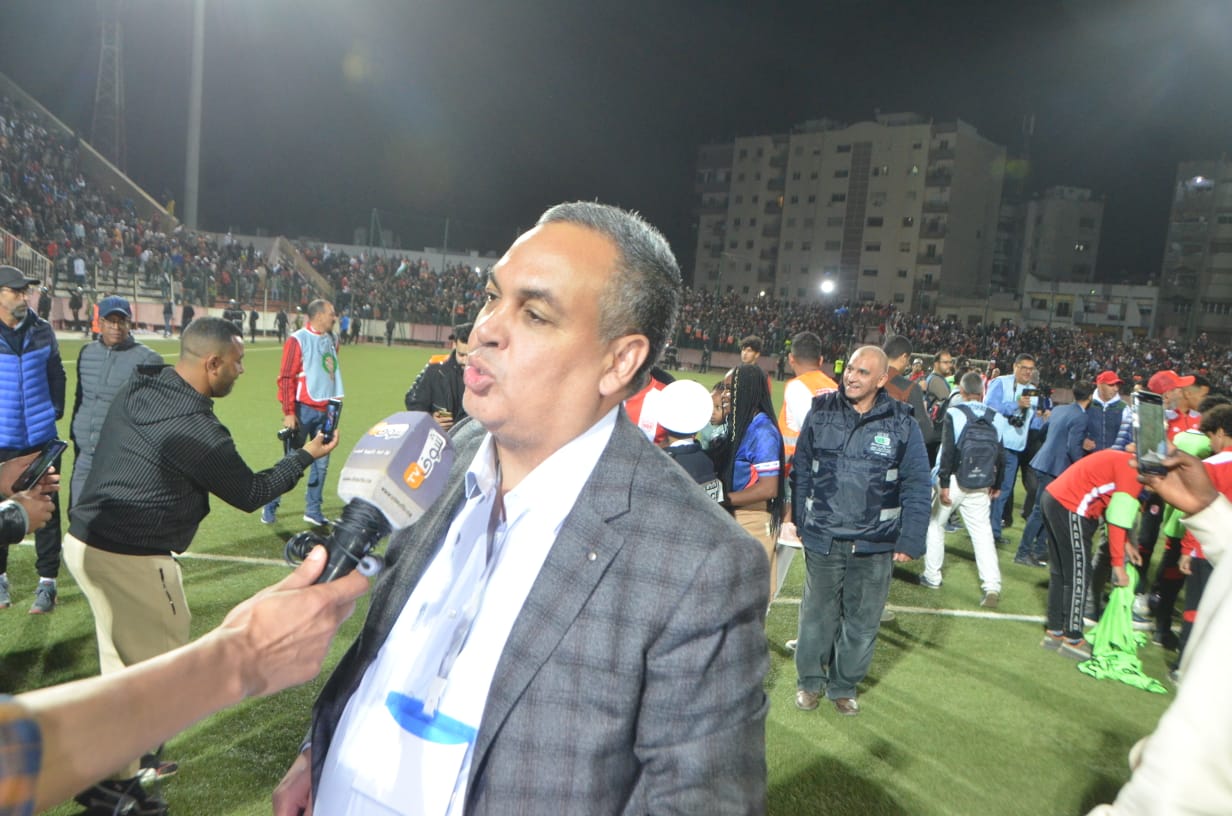 مكناس تنتصر على الكوكب المراكشي، وتعيش ليلة عرس كروي. مكناس تنتصر على الكوكب المراكشي، وتعيش ليلة عرس كروي.