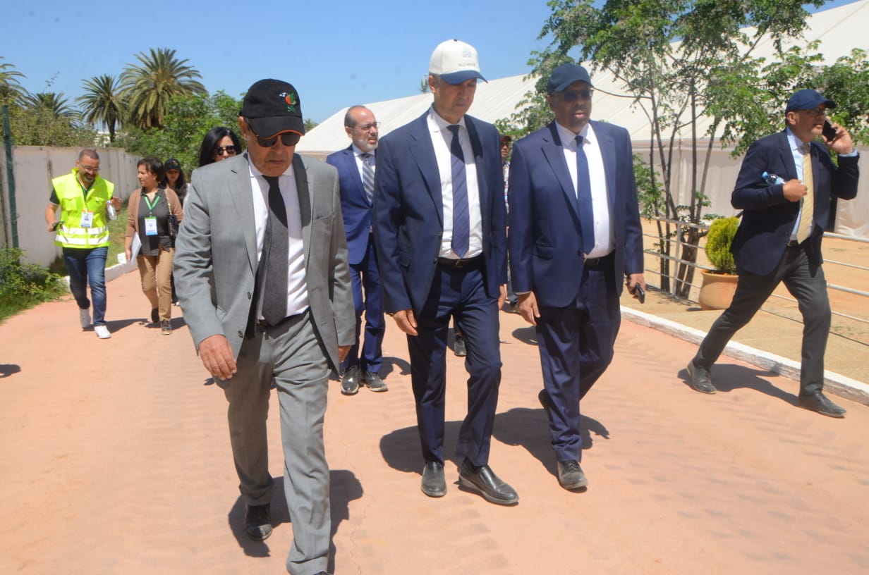 وزير الفلاحة ومسؤولين يتفقدون أشغال المعرض الدولي للفلاحة بمكناس