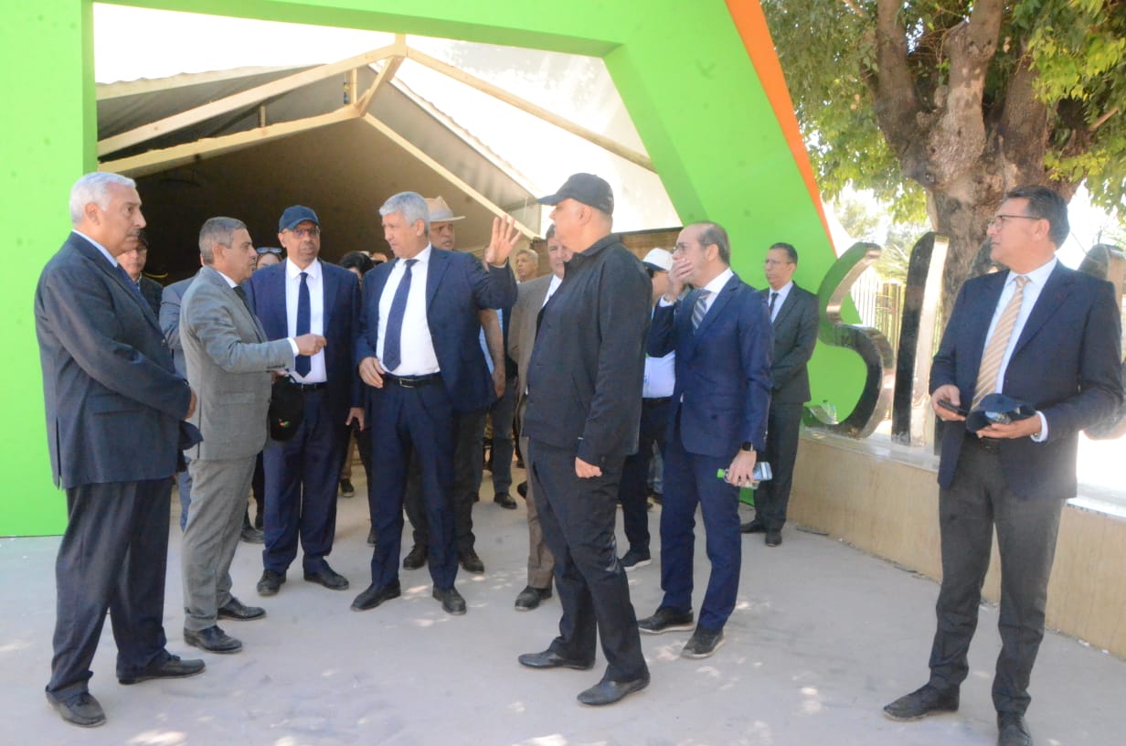 وزير الفلاحة ومسؤولين يتفقدون أشغال المعرض الدولي للفلاحة بمكناس