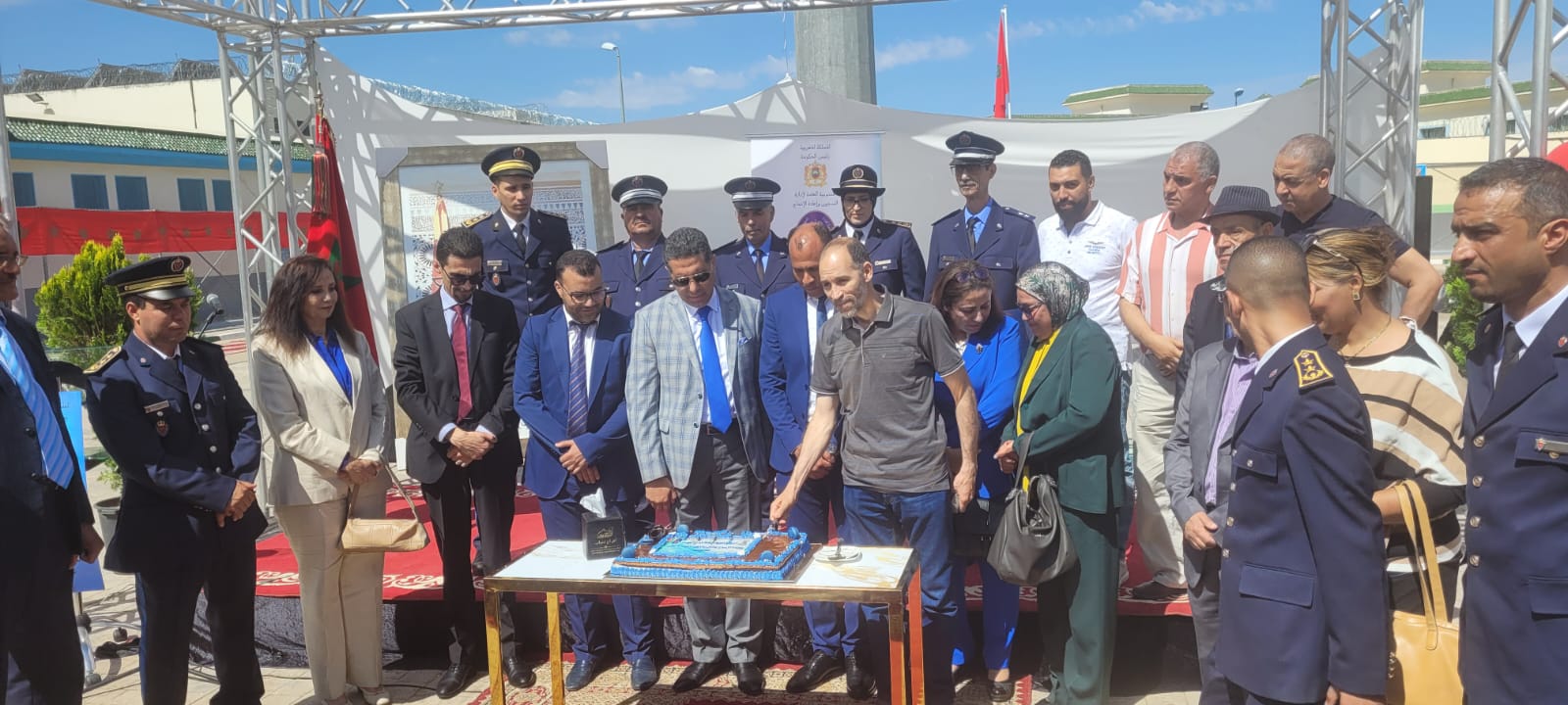 مكناس: السجن المحلي (تولال 2) يخلد الذكرى (15) على تأسيس المندوبية العامة لإدارة السجون وإعادة الإدماج. مكناس: السجن المحلي (تولال 2) يخلد الذكرى (15) على تأسيس المندوبية العامة لإدارة السجون وإعادة الإدماج.