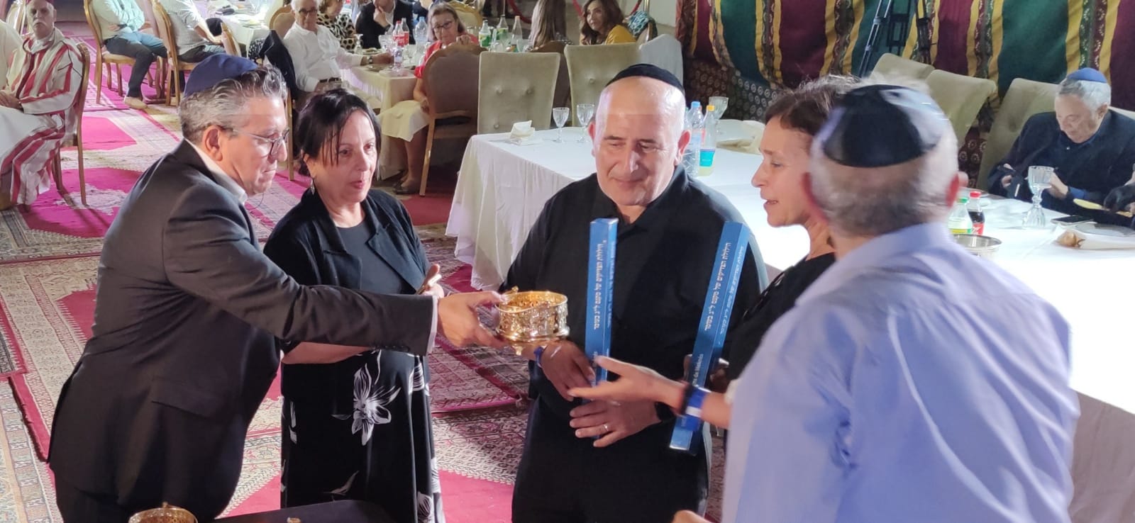 الطائفة اليهودية بالمغرب تحيي بالمقبرة اليهودية بمكناس طقوس هيلولة الطائفة اليهودية بالمغرب تحيي بالمقبرة اليهودية بمكناس طقوس هيلولة