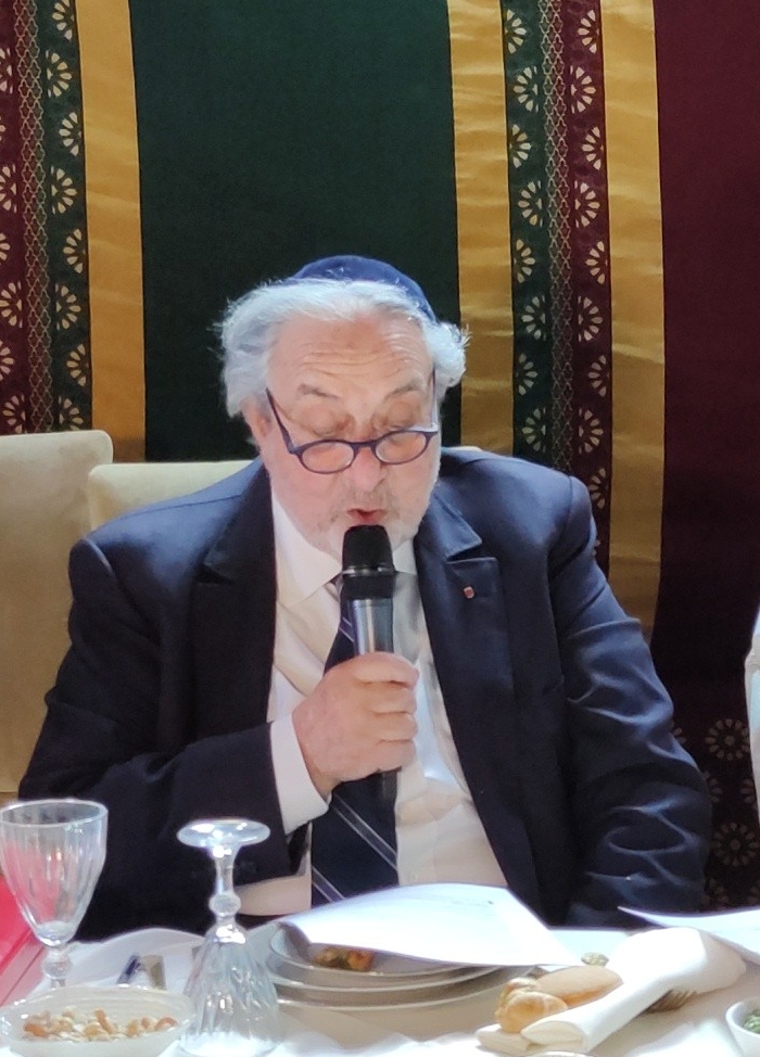 الطائفة اليهودية بالمغرب تحيي بالمقبرة اليهودية بمكناس طقوس هيلولة الطائفة اليهودية بالمغرب تحيي بالمقبرة اليهودية بمكناس طقوس هيلولة