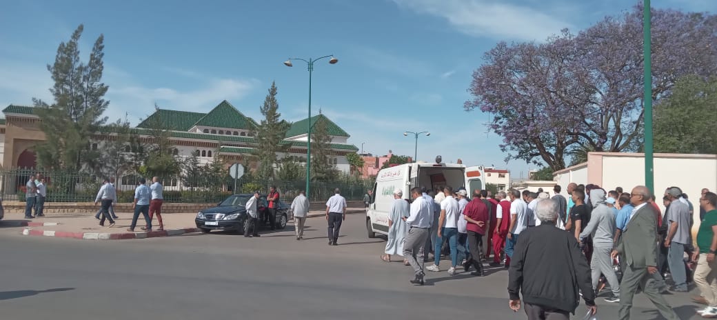 مكناس تودع  أحد رجالاتها  الابرار  الى متواه الأخير باسيدي لحلو  أول مؤسس  للنادي الرياضي المكناسي