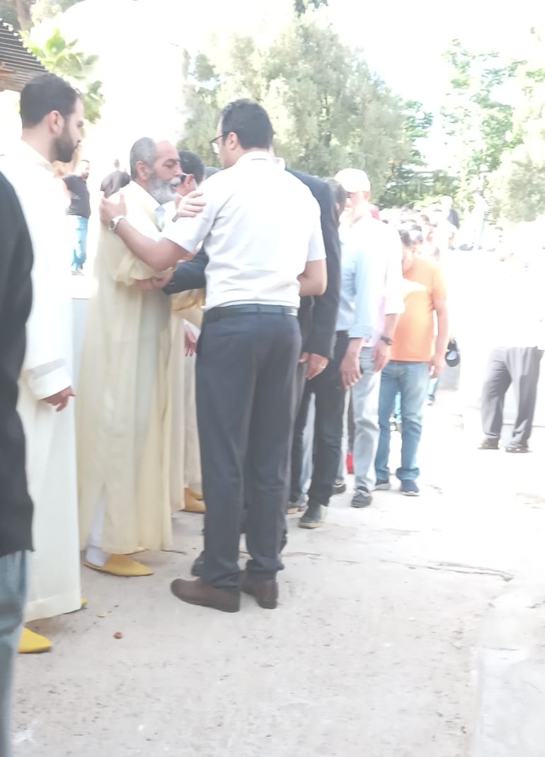 مكناس تودع  أحد رجالاتها  الابرار  الى متواه الأخير باسيدي لحلو  أول مؤسس  للنادي الرياضي المكناسي