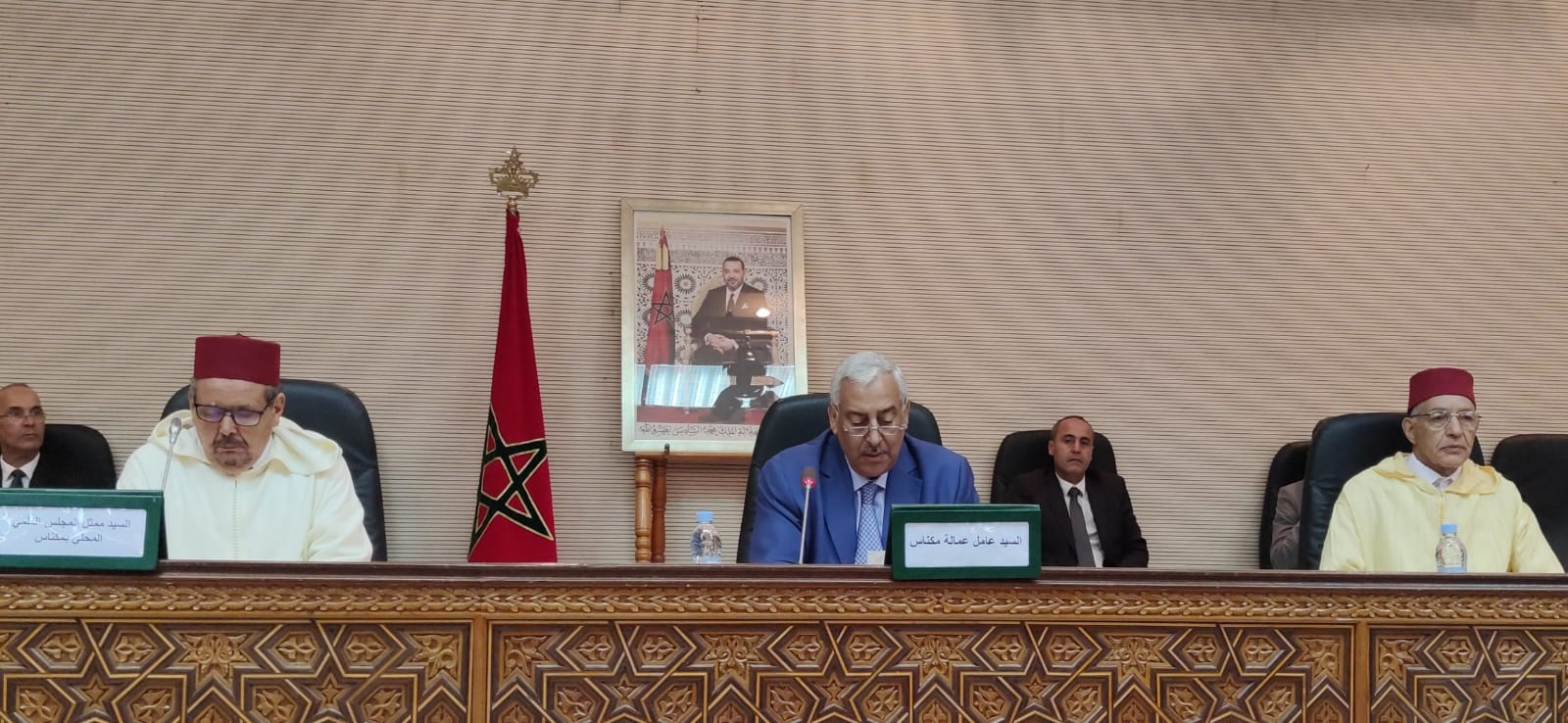 السيد عبد الغني الصبار عامل عمالة مكناس يترأس حفل توديع أول فوج حجاج بيت الله الحرام السيد عبد الغني الصبار عامل عمالة مكناس يترأس حفل توديع أول فوج حجاج بيت الله الحرام