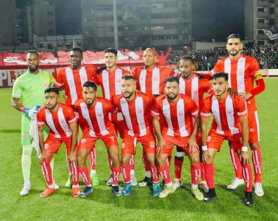 كيف يمكن للكوديم تحقيق الاستدامة المالية في القسم الاحترافي الثاني؟