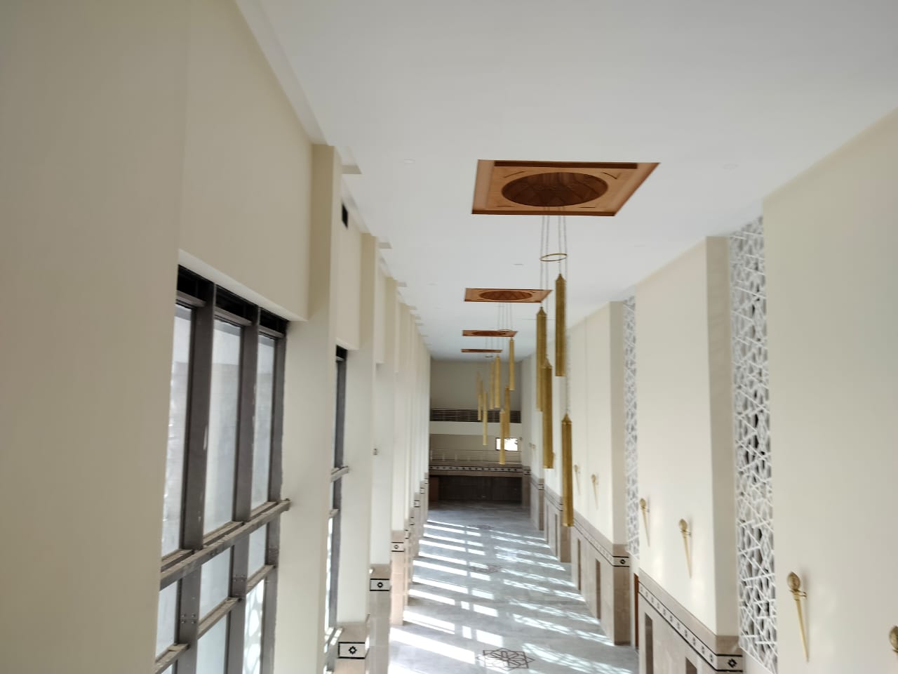 اعلان بخصوص تاريخ الشروع في العمل بمقر المحكمة الجديدة (بحمرية) بمكناس اعلان بخصوص تاريخ الشروع في العمل بمقر المحكمة الجديدة (بحمرية) بمكناس