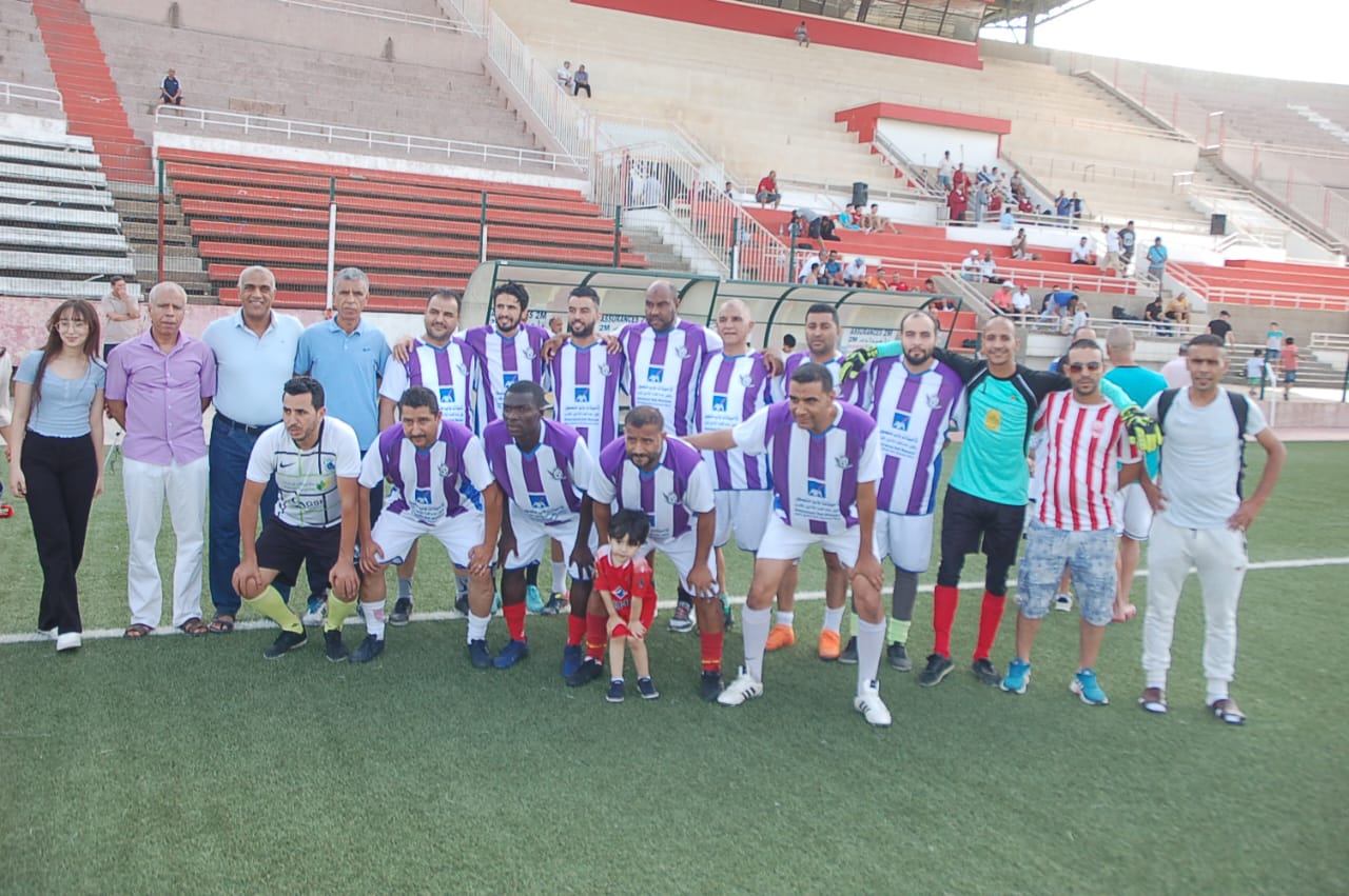 تكريم اللاعب السابق للكوديم “محسن الشوفي” أحد الوجوه التي اعطت الشيء الكثير للعاصمة الاسماعيلية تكريم اللاعب السابق للكوديم “محسن الشوفي” أحد الوجوه التي اعطت الشيء الكثير للعاصمة الاسماعيلية