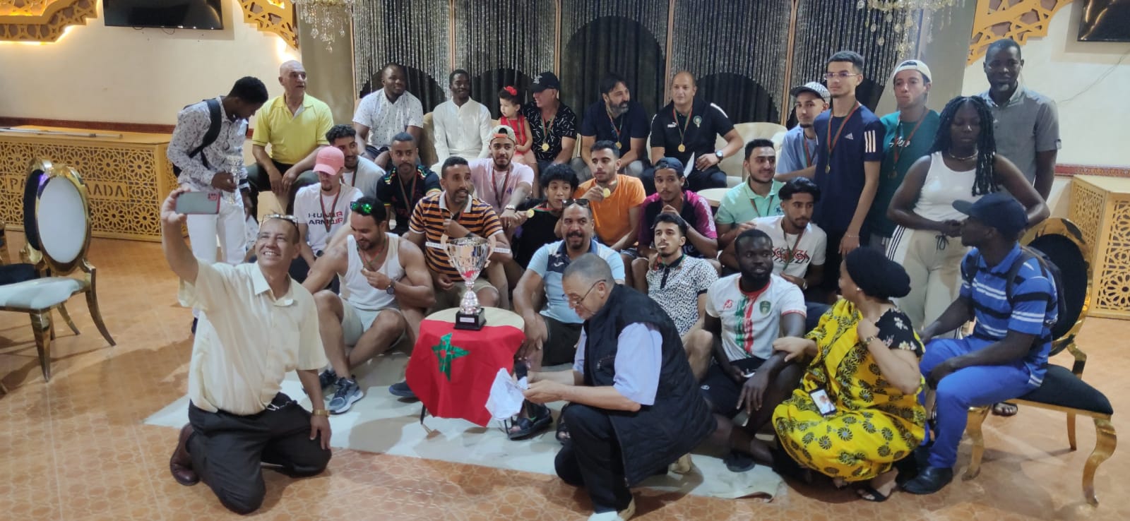 حفل تتويج فريق كرة القدم حفل تتويج فريق كرة القدم