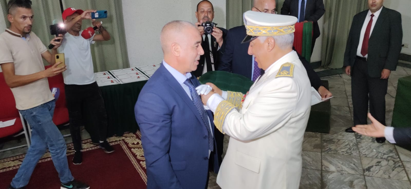 مغرب المواطنة  :      تهنئة خاصة      لمدير النشر: الحاج خالد رحامني .  ولرئيس التحريربالمنبر:  الحاج محسن الاكرمين .