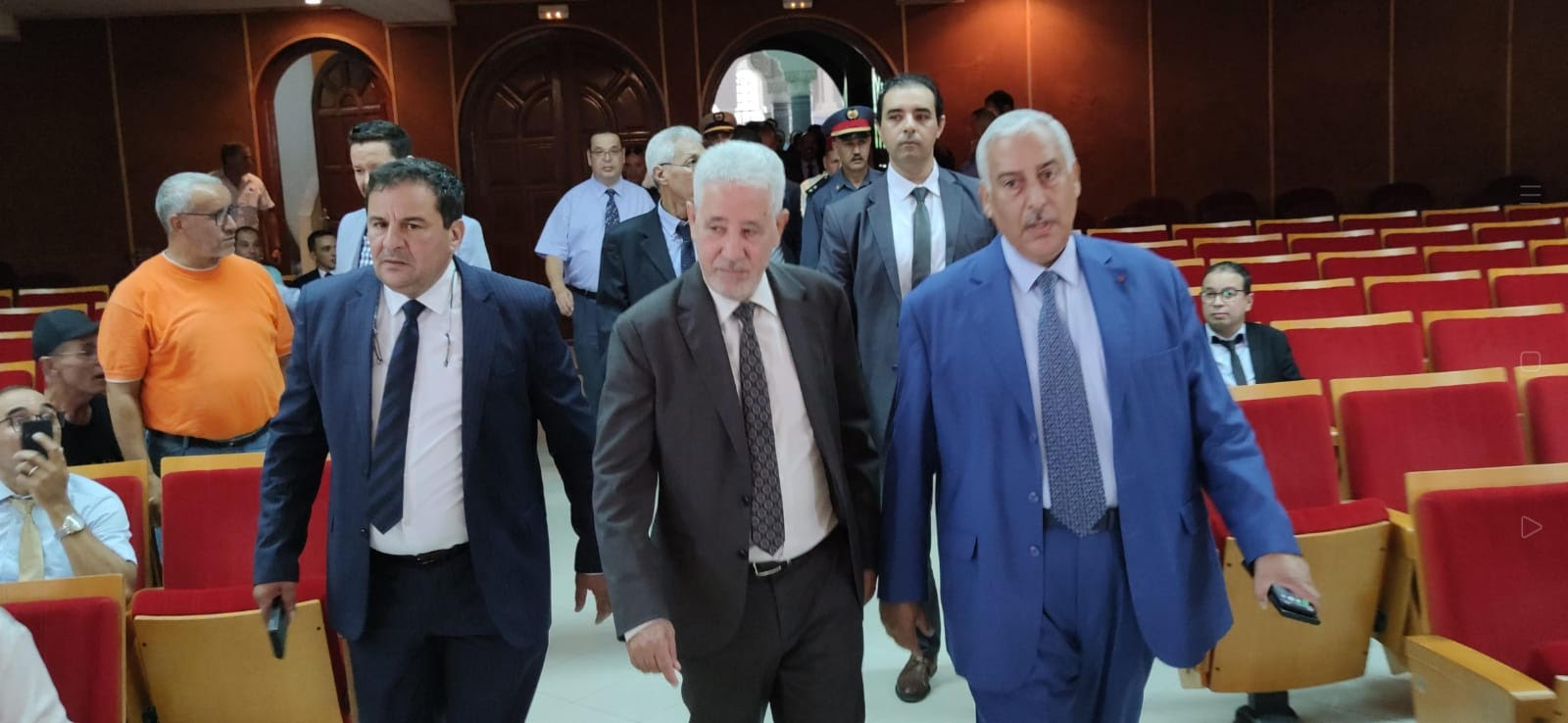 عامل مكناس يتواصل مع مغاربة العالم  في يومهم الوطني