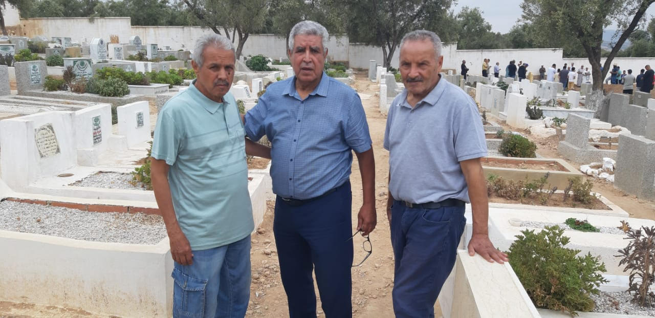 أسرة الصحة بمكناس تودع أحد أطرها الرواد الى متواه الأخير الحسين أوخشي رئيس جمعية متقاعدي الصحة بمكناس أسرة الصحة بمكناس تودع أحد أطرها الرواد الى متواه الأخير الحسين أوخشي رئيس جمعية متقاعدي الصحة بمكناس