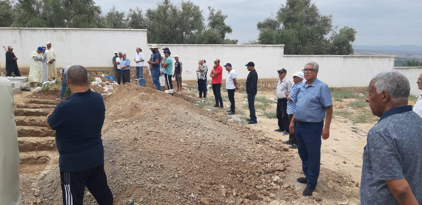 أسرة الصحة بمكناس تودع أحد أطرها الرواد الى متواه الأخير الحسين أوخشي رئيس جمعية متقاعدي الصحة بمكناس أسرة الصحة بمكناس تودع أحد أطرها الرواد الى متواه الأخير الحسين أوخشي رئيس جمعية متقاعدي الصحة بمكناس