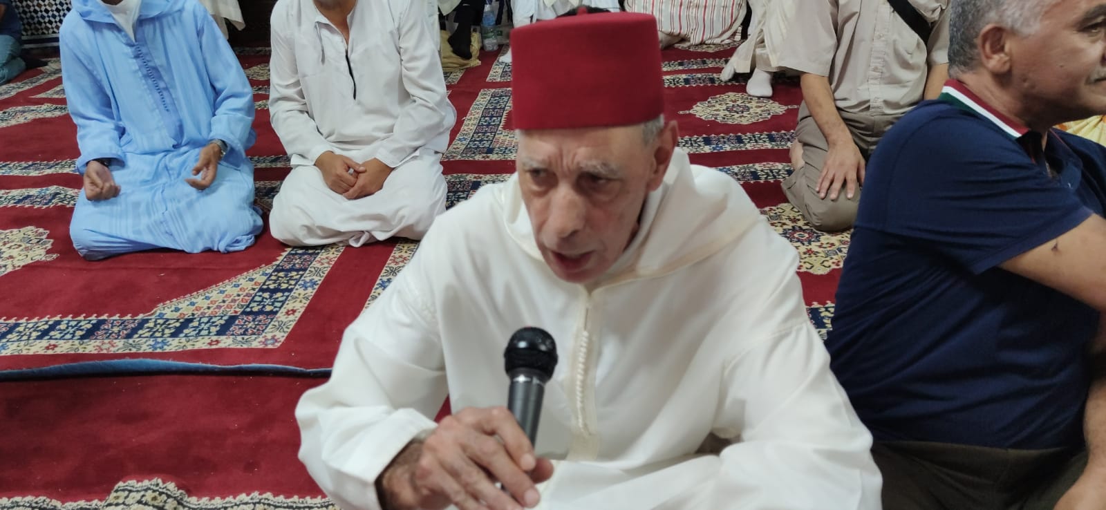 السيد عبد الغني الصبار عامل عمالة مكناس يترأس حفلا دينيا بمناسبة ذكرى المولد النبوي الشريف.