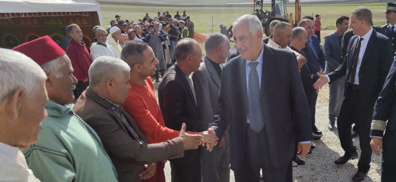 السيد عبدالغني الصبار عامل عمالة مكناس يعطي إنطلاقة مشاريع تنموية تزامنا مع الذكرى الـ 48 لانطلاق المسيرة الخضراء