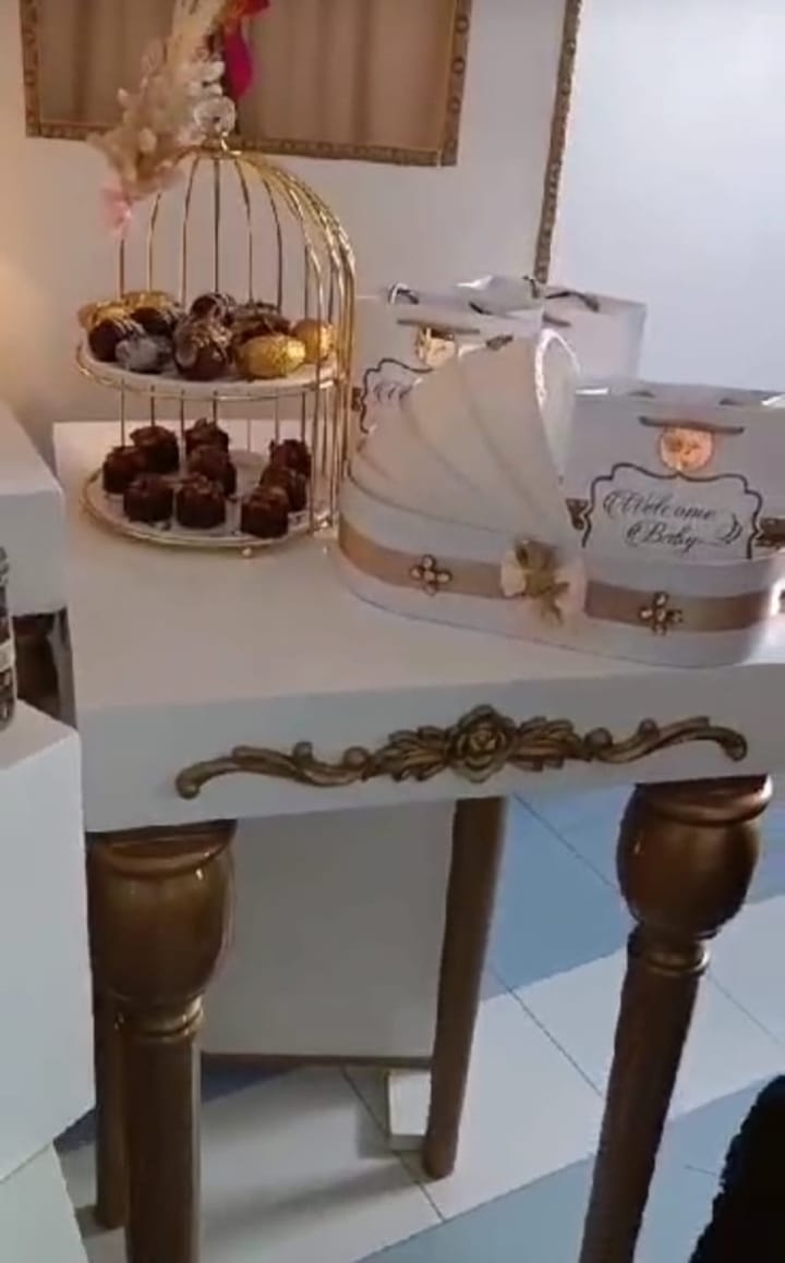 تهنئة بمناسبة ازدياد حفيدة للصحفي عبد الإله لحمين و حرمه نجية قماري