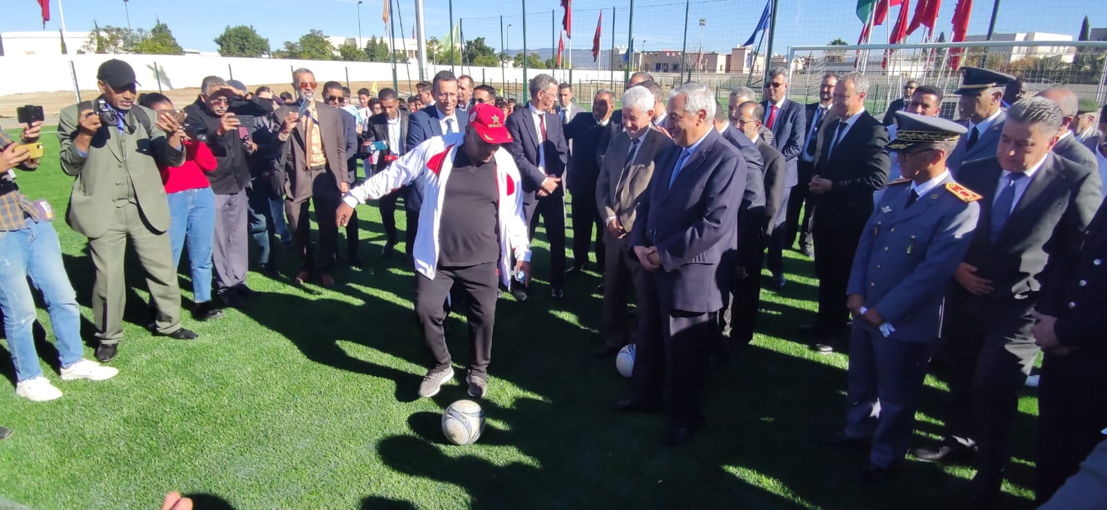 تدشين واعطاء انطلاقة لعدد من المشاريع ذات البعد الرياضي والثقافي والاجتماعي.. بعمالة مكناس تدشين واعطاء انطلاقة لعدد من المشاريع ذات البعد الرياضي والثقافي والاجتماعي.. بعمالة مكناس