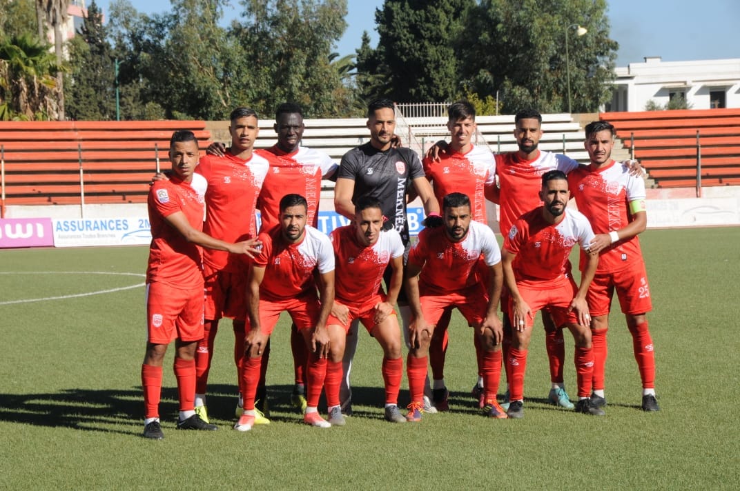 عزيمة الكوديم تسقط مقولة مزيانة لكوكب داخل أرضية الملعب الشرفي