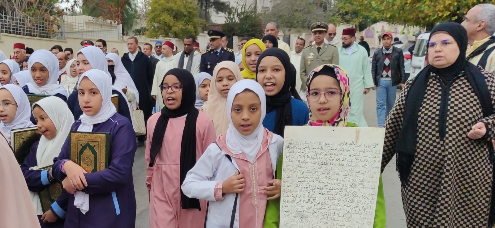 السيد عبدالغني الصبار عامل عمالة مكناس يترأس مراسيم صلاة الاستسقاء بمسجد ” محمد السادس بالمنظر الجميل